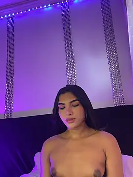 VeronicaSaenzx online show from April 2026 05:54:02 PM