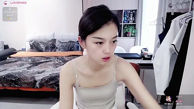 Xiao-zuzongl online show from September 2025 03:46:02 AM