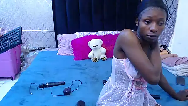 Snapshot of SexyPetitex25 chatting on September 2025 08:15:02 PM SexyPetitex25 online show from September 2025 08:15:02 PM