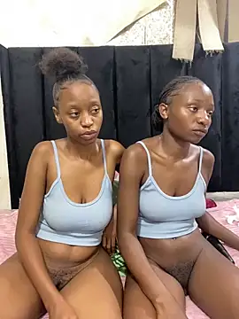 SexyPetitex25 online show from February 2026 08:41:02 PM