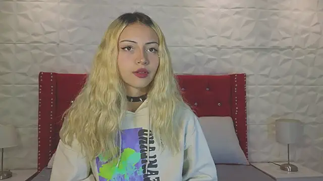 Lucy n pink online show from October 2025 07:36:01 PM