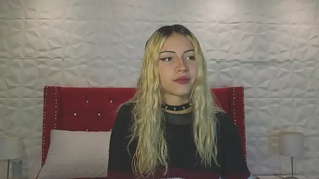 Lucy n pink online show from October 2025 08:43:01 PM