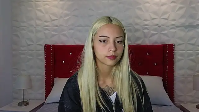 Lucy n pink online show from December 2025 03:38:02 PM