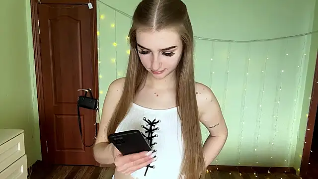 SweetJinny88 online show from April 2026 09:16:02 AM