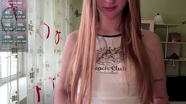 SweetJinny88 online show from December 2025 07:41:02 AM