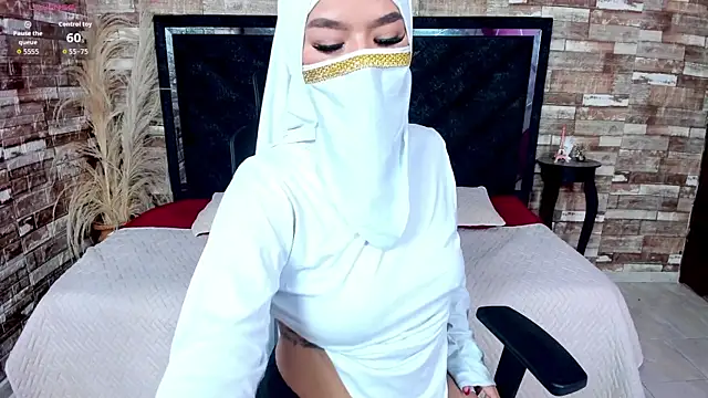 Amal Bakir online show from December 2025 12:58:02 AM