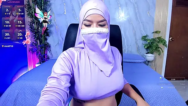 Amal Bakir online show from September 2025 06:21:02 PM