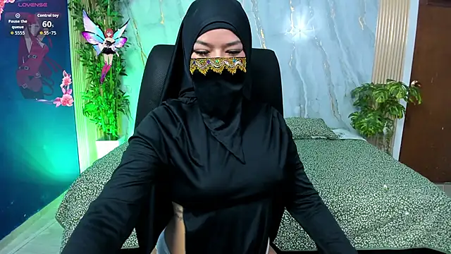 Amal Bakir online show from November 2025 12:58:02 AM