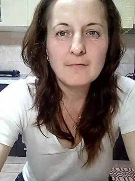 Fluturas2 online show from November 2025 08:03:01 PM