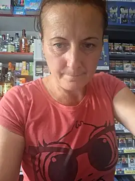 Fluturas2 online show from September 2025 03:33:01 PM