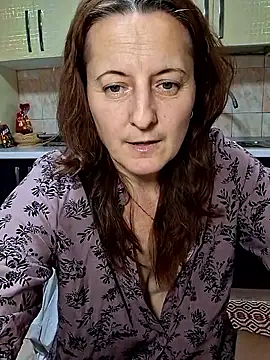 Fluturas2 online show from November 2025 11:20:02 PM