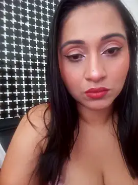 Snapshot of Alisson_Morgann chatting on October 2025 04:20:01 PM Alisson Morgann online show from October 2025 04:20:01 PM