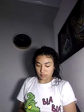 AmberGold- online show from December 2025 07:45:01 AM