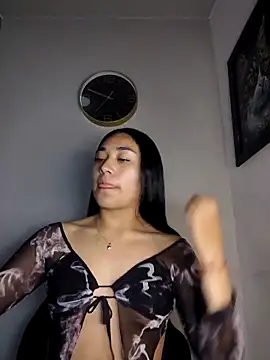 AmberGold- online show from December 2025 08:42:01 AM