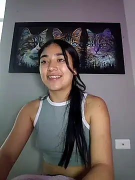 AmberGold- online show from October 2025 11:07:01 AM