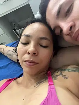 Snapshot of DoublePassion69 chatting on September 2025 01:56:02 AM DoublePassion69 online show from September 2025 01:56:02 AM