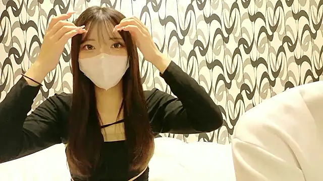 Snapshot of Fuji_Rena chatting on October 2025 11:44:02 AM Fuji Rena online show from October 2025 11:44:02 AM