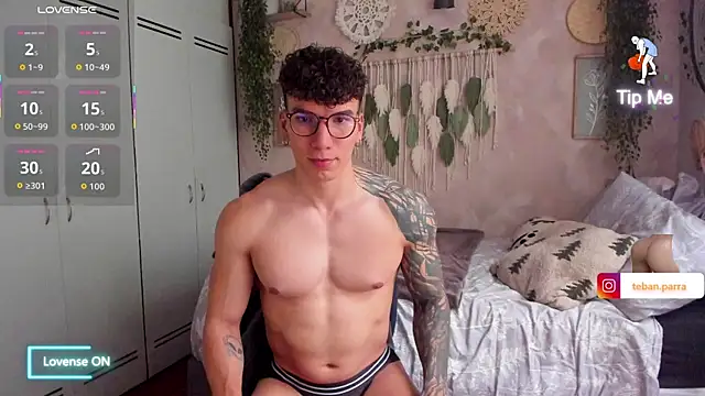 estebandi do online show from November 2025 09:37:02 PM