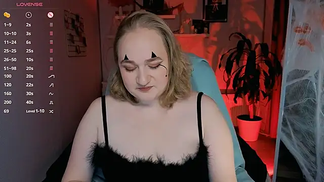 Kitty Rest  online show from October 2025 04:40:01 PM