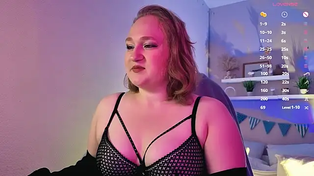 Kitty Rest  online show from October 2025 02:29:01 PM