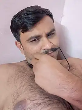 Frvgggghh online show from December 2025 08:31:01 AM