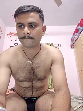 Frvgggghh online show from December 2025 06:02:02 PM