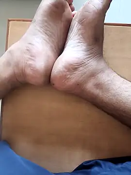 vinay smalldick online show from December 2025 02:46:02 AM