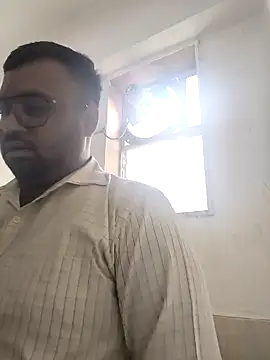 vinay smalldick online show from July 2026 12:15:02 PM
