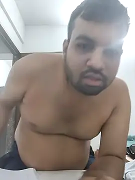 vinay smalldick online show from December 2025 01:54:02 PM