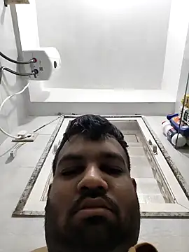 vinay smalldick online show from February 2026 03:27:02 AM