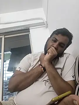 vinay smalldick online show from April 2026 01:28:01 PM