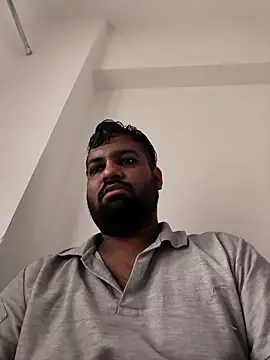 vinay smalldick online show from February 2026 02:45:01 AM