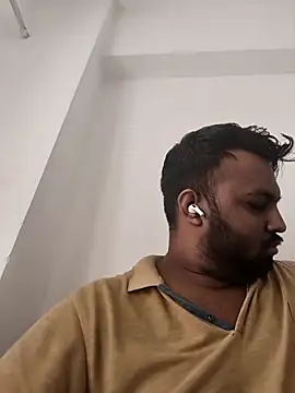 vinay smalldick online show from February 2026 03:20:01 AM