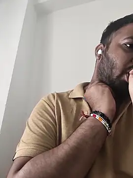 vinay smalldick online show from February 2026 03:29:02 AM