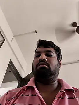 vinay smalldick online show from November 2025 04:33:02 AM