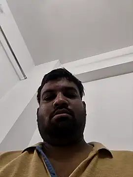 vinay smalldick online show from July 2026 03:59:01 AM