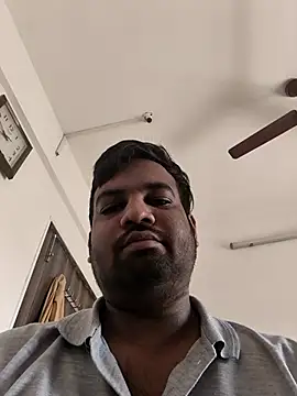 vinay smalldick online show from January 2026 04:08:01 AM