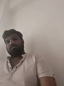 vinay smalldick online show from April 2026 01:23:02 AM