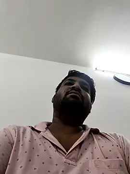 vinay smalldick online show from June 2026 03:42:01 PM