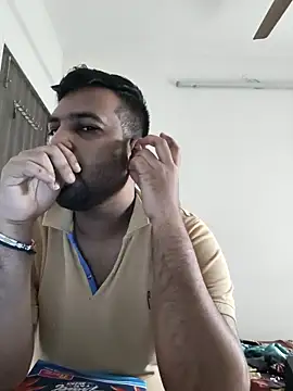 vinay smalldick online show from December 2025 02:00:01 AM