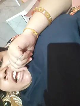 vinay smalldick online show from May 2026 03:12:02 AM