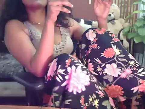 shaalu sharma online show from December 2025 11:36:01 AM