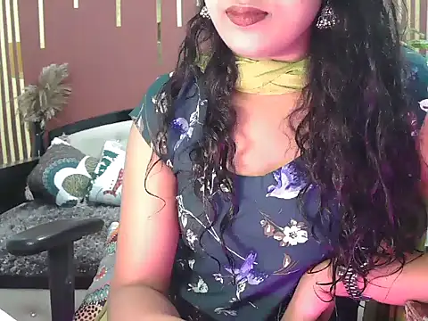 shaalu sharma online show from October 2025 07:42:01 AM