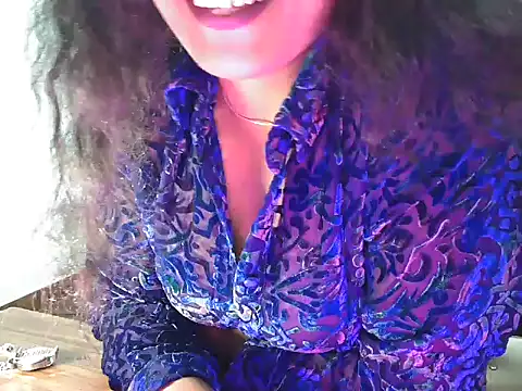 shaalu sharma online show from November 2025 04:28:01 AM