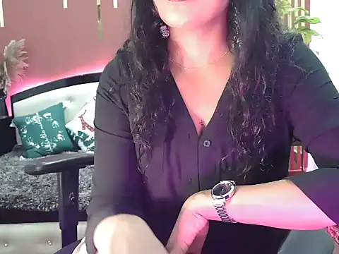 shaalu sharma online show from October 2025 07:30:02 AM