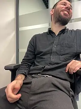 speddy34 online show from December 2025 07:11:01 AM