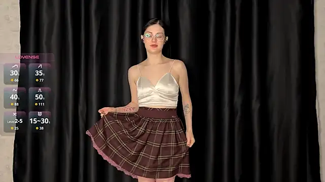 FakeLamb online show from December 2025 09:15:01 PM