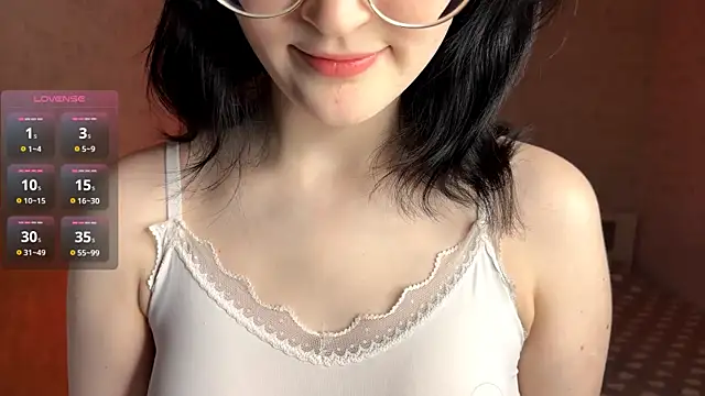 FakeLamb online show from April 2026 09:04:02 PM