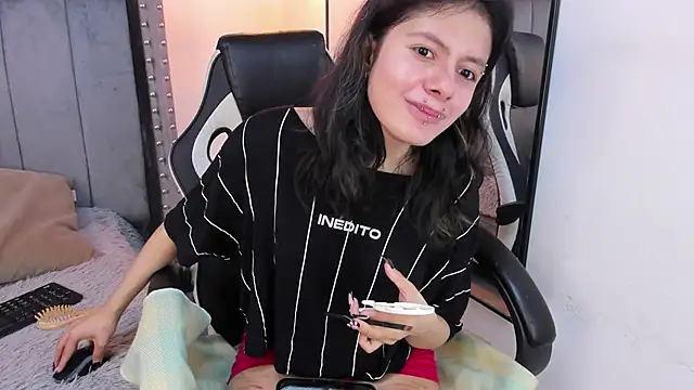 Miyu Komori online show from February 2026 12:38:01 PM