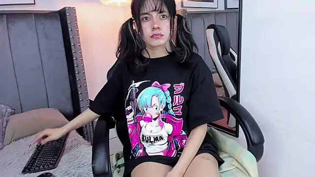 Miyu Komori online show from February 2026 12:38:02 PM